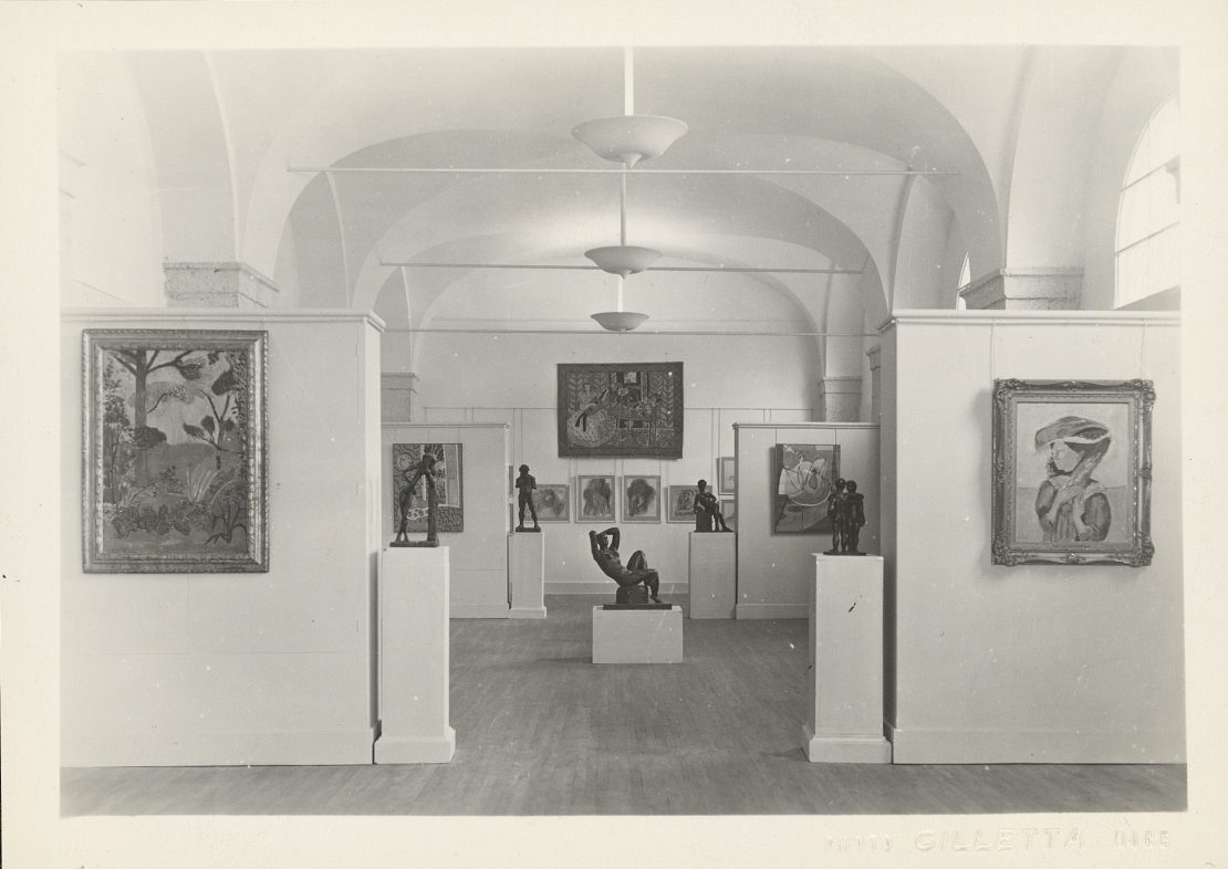 Photographie de Jean Gilletta, vue de l’exposition “Henri Matisse” à la galerie des Ponchettes, 1950