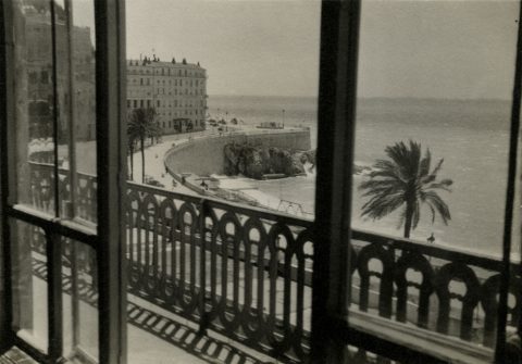 Vue du balcon de l’appartement sur Rauba-Capeù, Nice, vers 1929